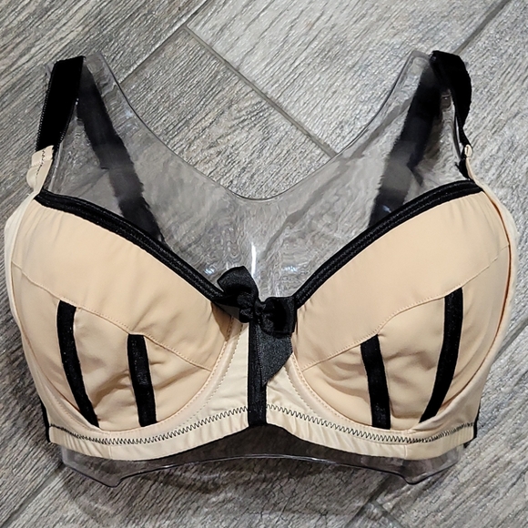 parfait Other - Parfait 34DD Black cream accent bra